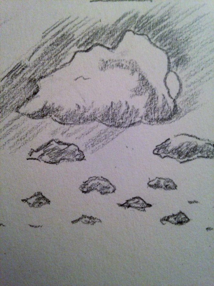 nuages très contrastés au premier plan