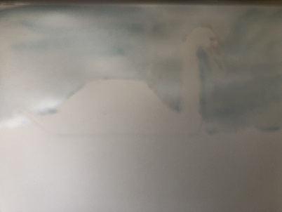 Fond vert aquarelle pour l’eau sous le cygne en mouillé sur mouillé