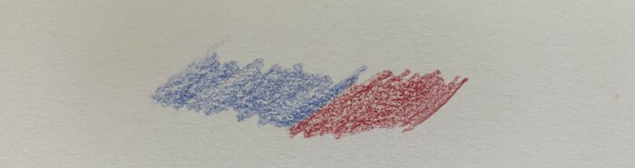 Zones colorées au crayon aquarelle avant ajout d’eau